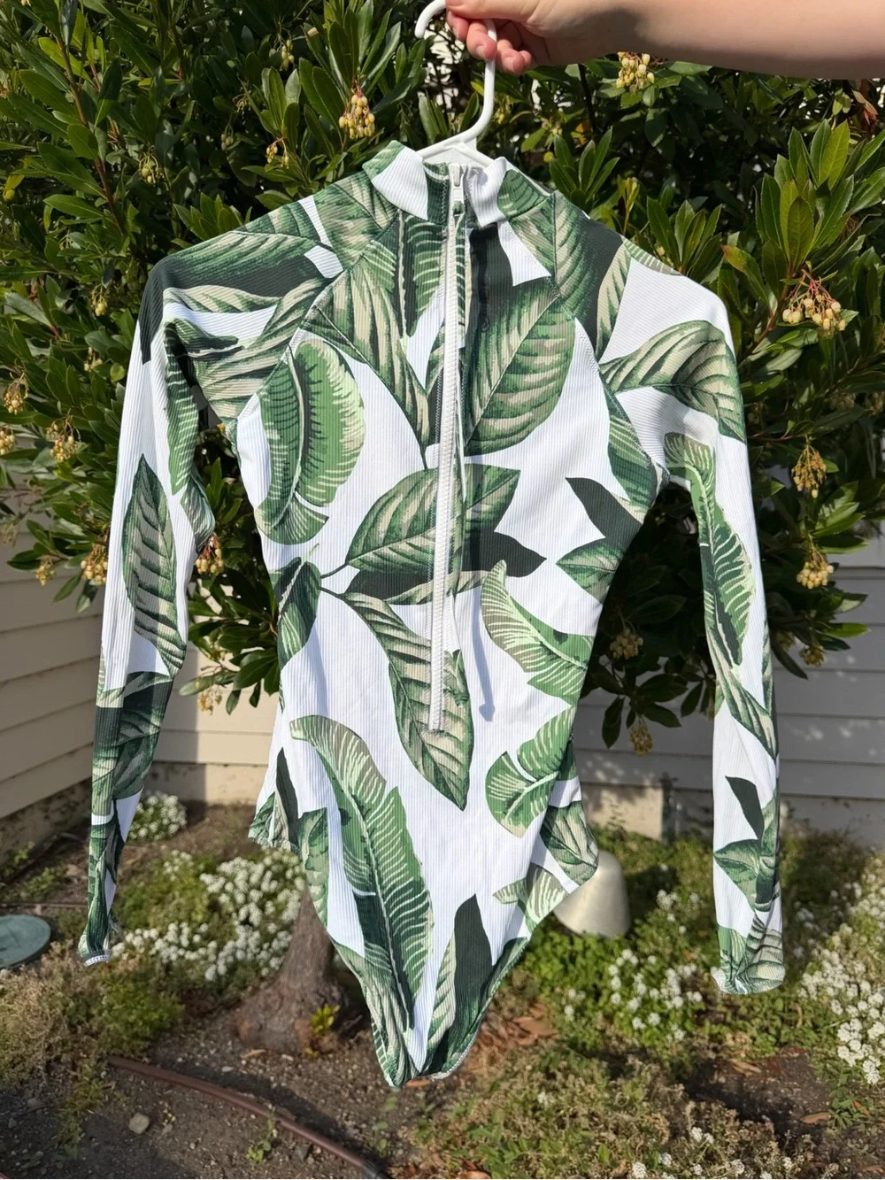 Sexy Rip Curl Green Leaf-Print Long Sleeve Bodysuit